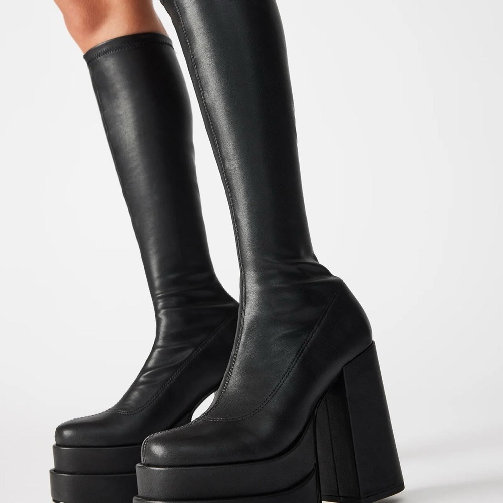 Steve Madden Black Platform Boots